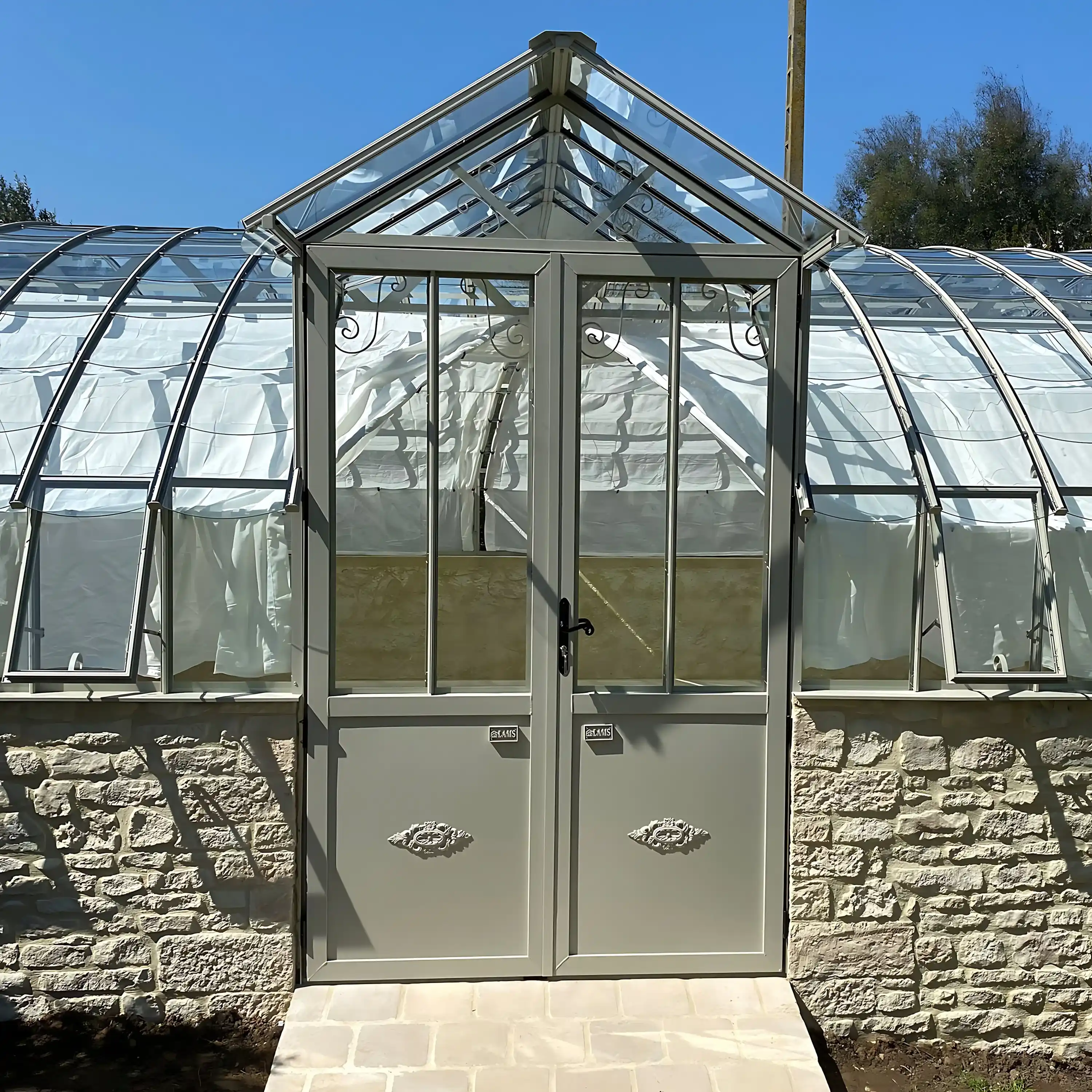 longbush-cottage-lams-glasshouses-amboise-560cm-x-755cm-03