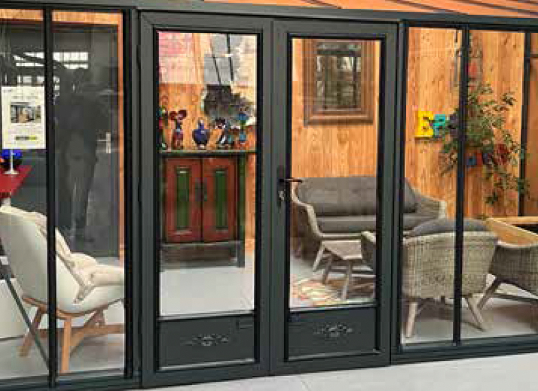 Fjölskyldan blómstrar Image